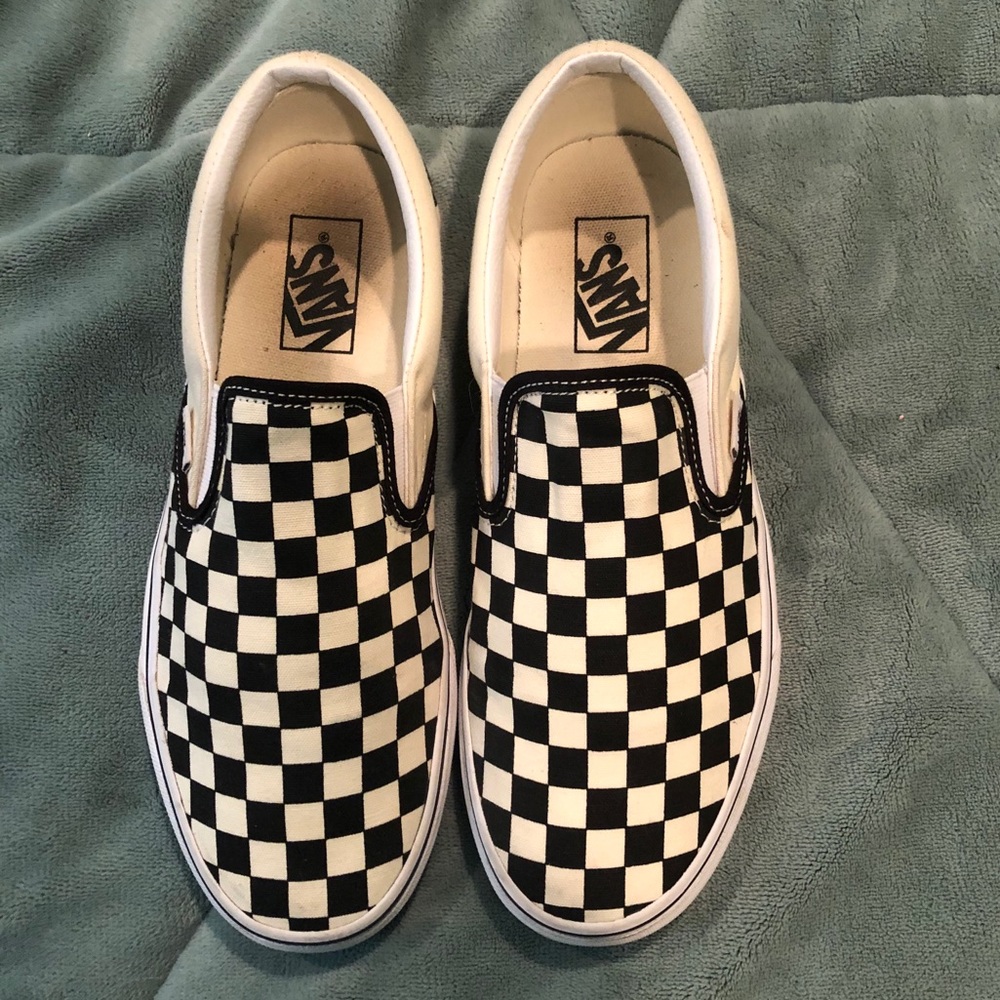 checkerboard vans!!